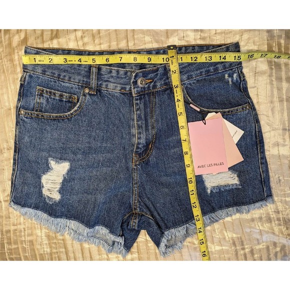 NWT Size 28 Avec Les Filles Distressed Jean Shorts - Picture 3 of 7